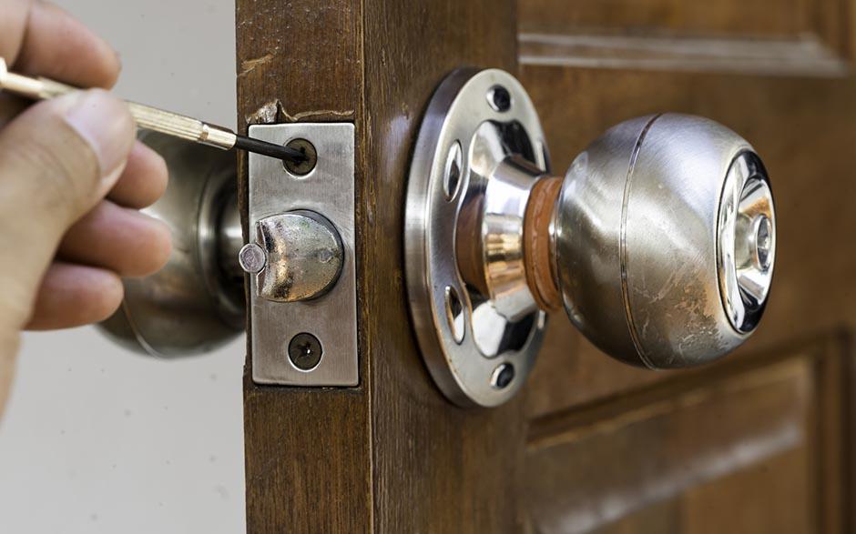 un serrurier d'urgence Paris 1
